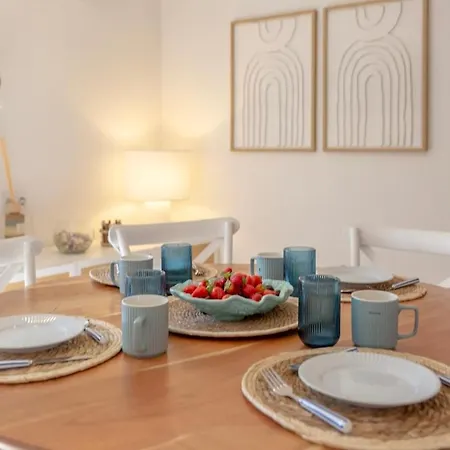 Micului Refugiu * Αλμπουφέιρα