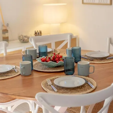 Micului Refugiu * Αλμπουφέιρα